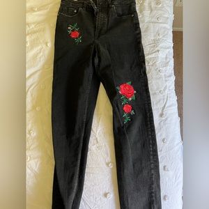 H&M Embroidered Black Jeans - size 8